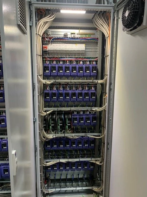 Organised switchboard wiring by ST8 Wide Electrical